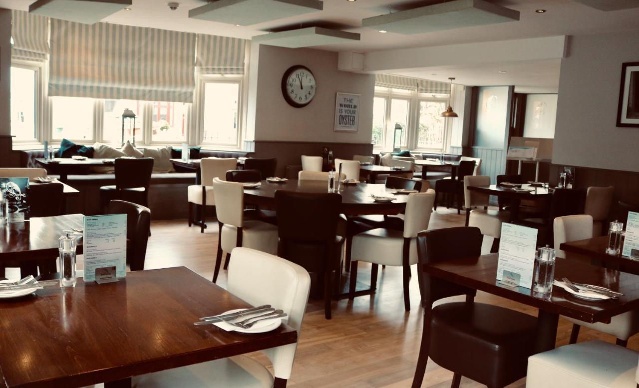 The Oyster Smack Hotel Burnham-on-Crouch Eksteriør billede