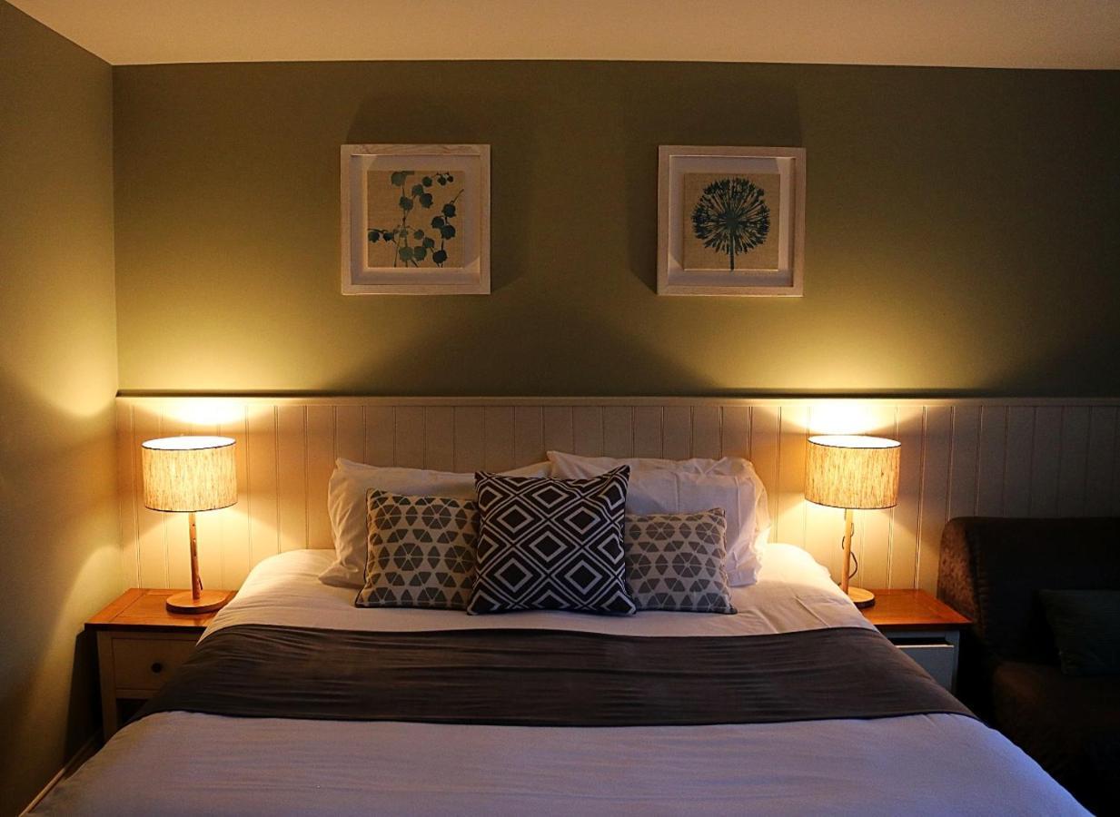 The Oyster Smack Hotel Burnham-on-Crouch Eksteriør billede
