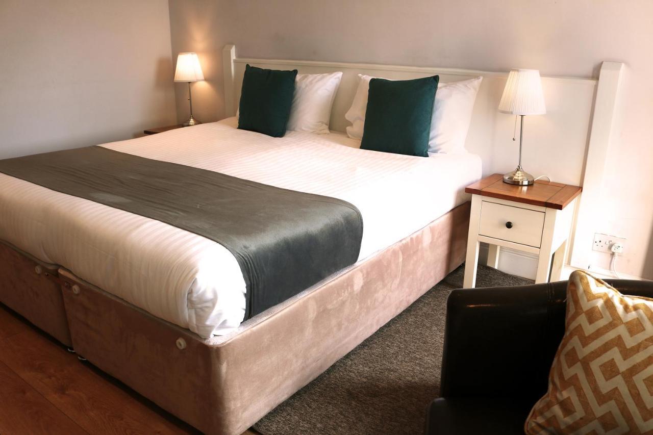 The Oyster Smack Hotel Burnham-on-Crouch Eksteriør billede