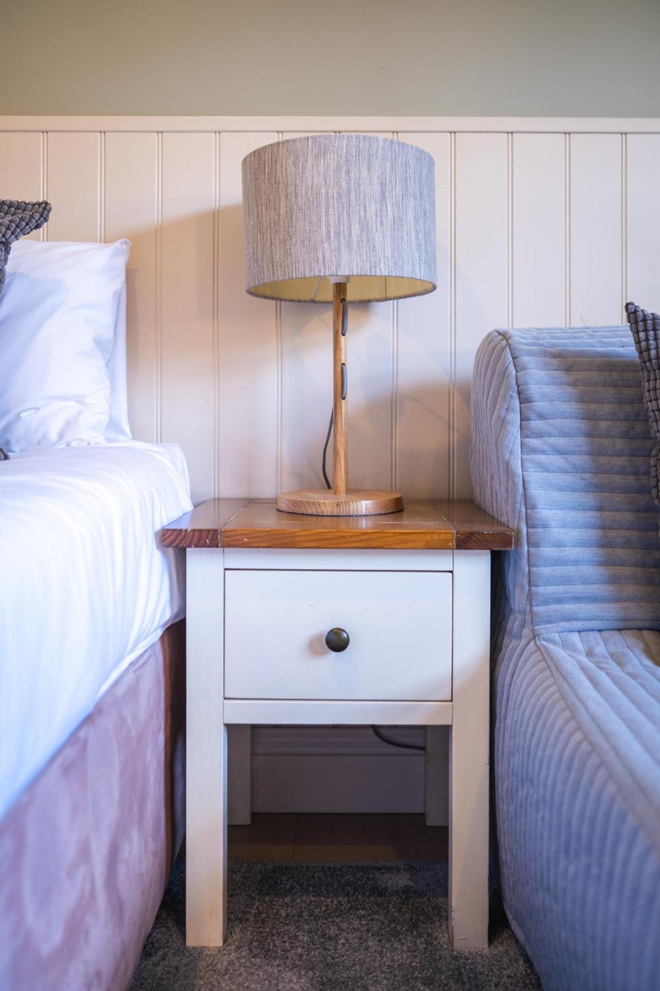The Oyster Smack Hotel Burnham-on-Crouch Eksteriør billede